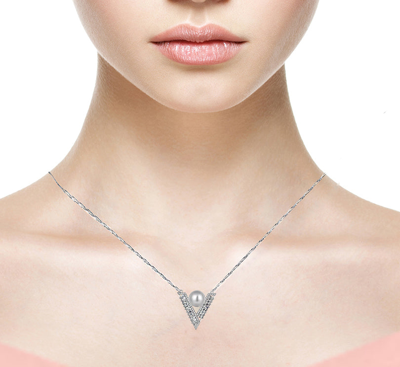 1.5 Carat Diamond Hybrid Gold Pearl Necklace