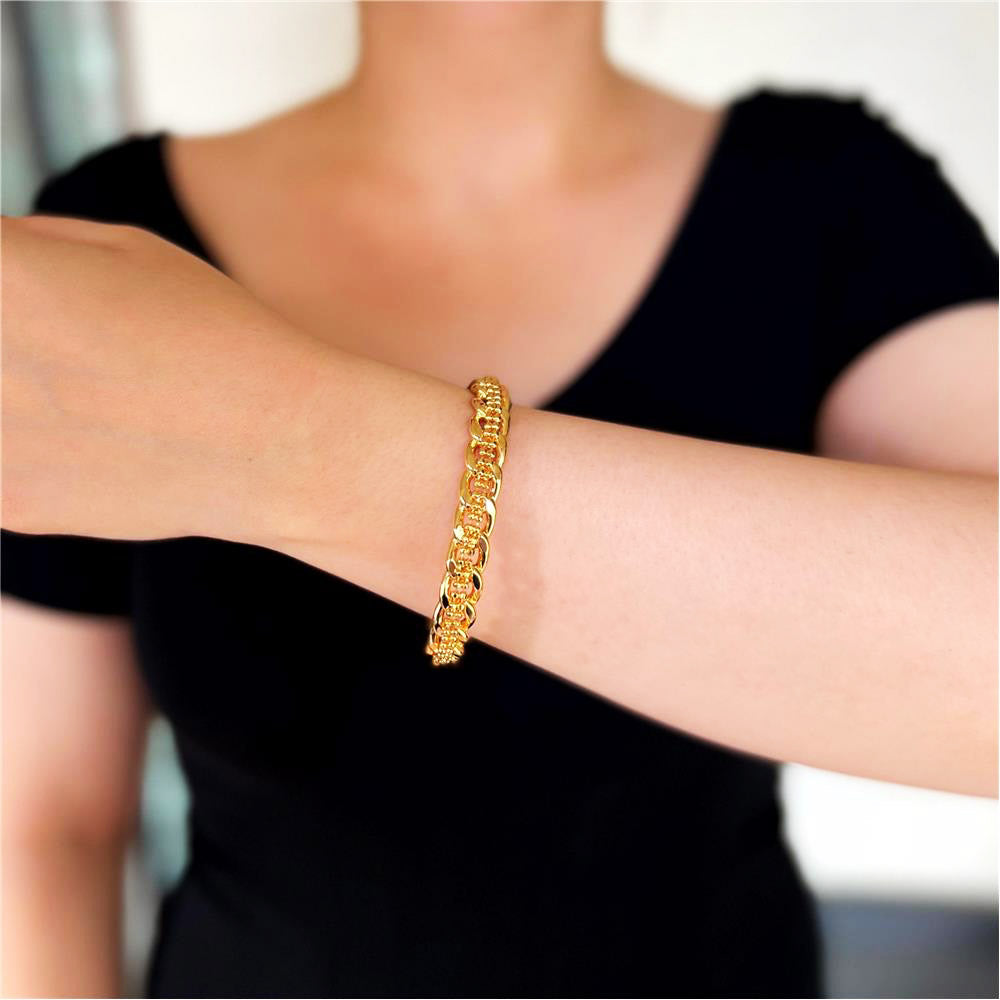 22 Carat Gold Chain Model Cuff Bracelet