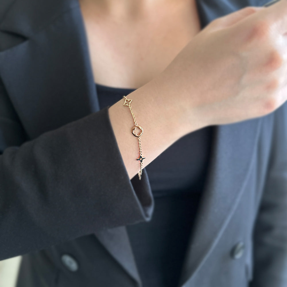 Yellow Gold Bracelet with Clover Motif