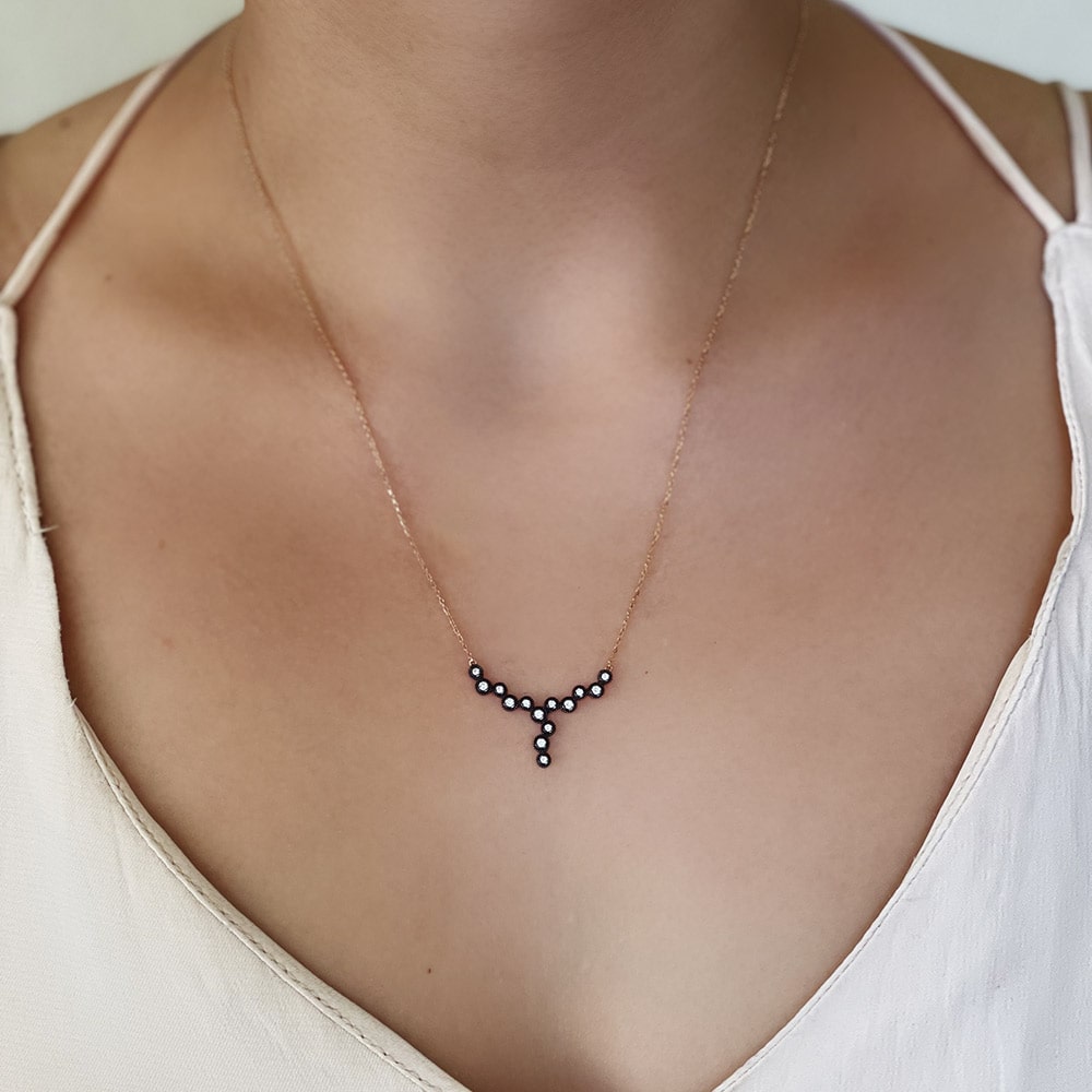 Diamond Effect Seed Necklace