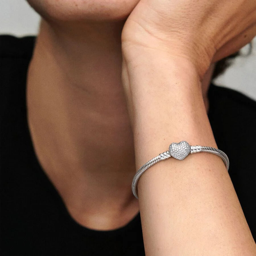 Pavé Heart Clasp Bracelet