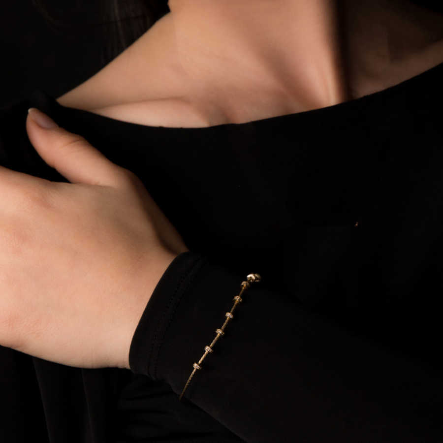 14 Carat Stone Chain Bracelet