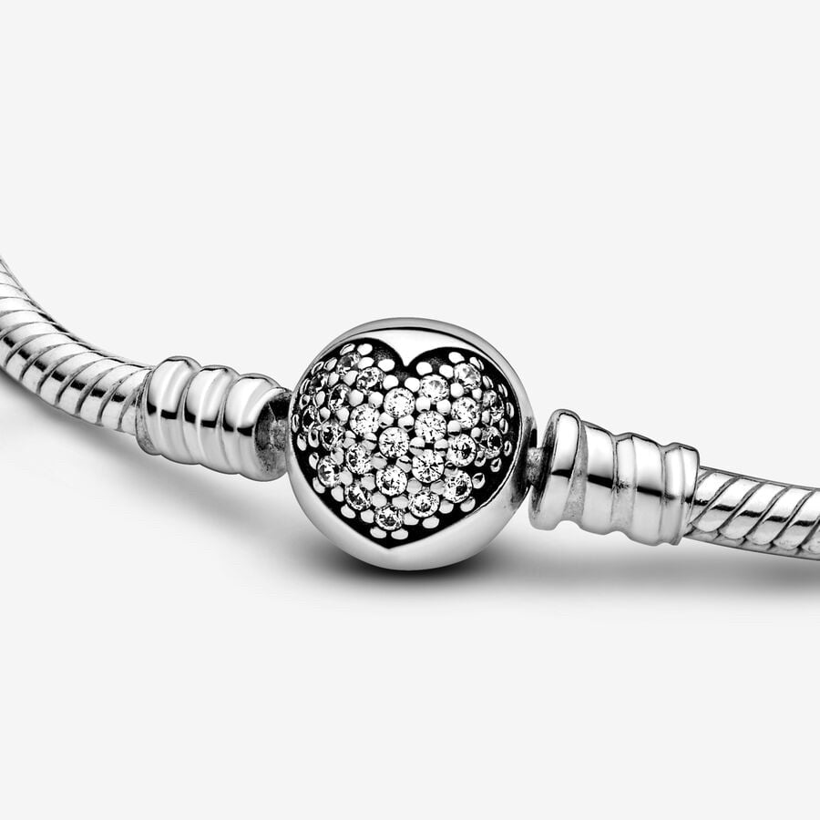 Sparkling Heart Charm Bracelet