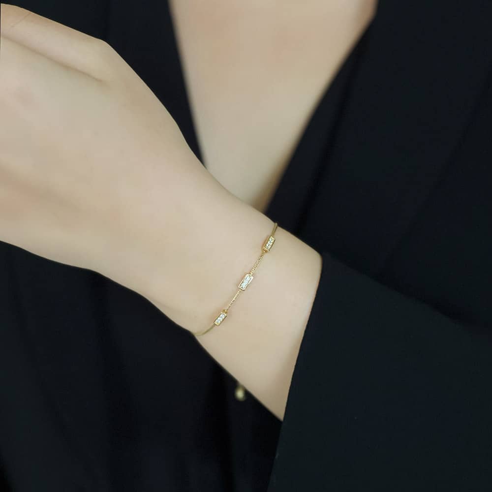 14 Carat Stone Bracelet
