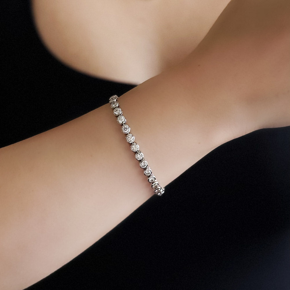 Round Shaped Waterway Bracelet
