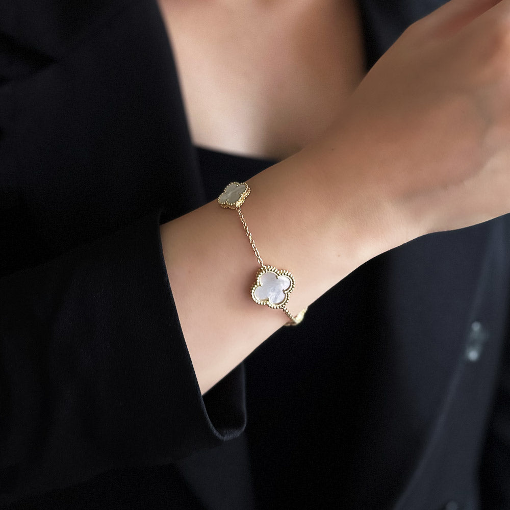 White Mother of Pearl Two Size Clover Motif Bracelet