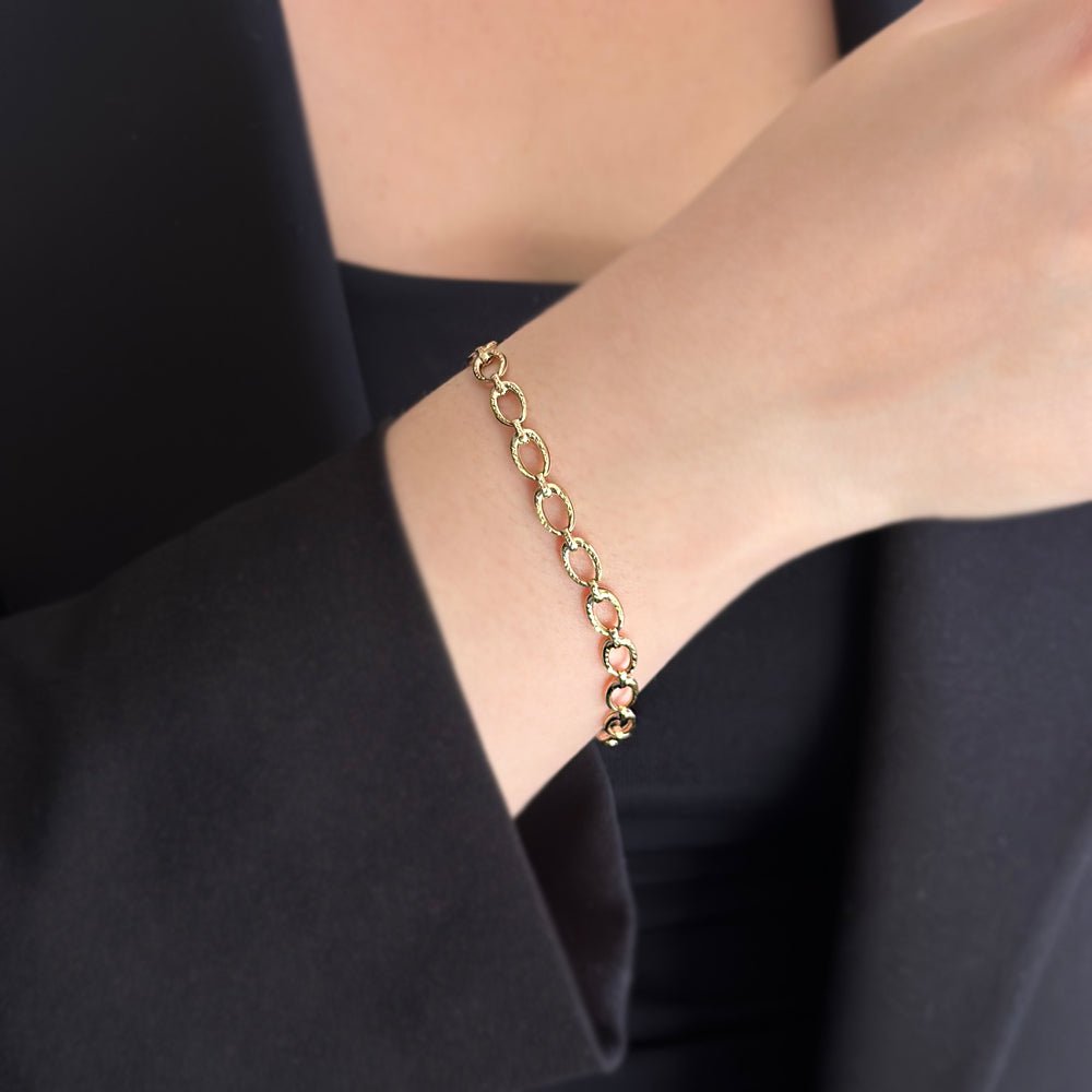 14 Carat Gold Embroidered Chain Bracelet