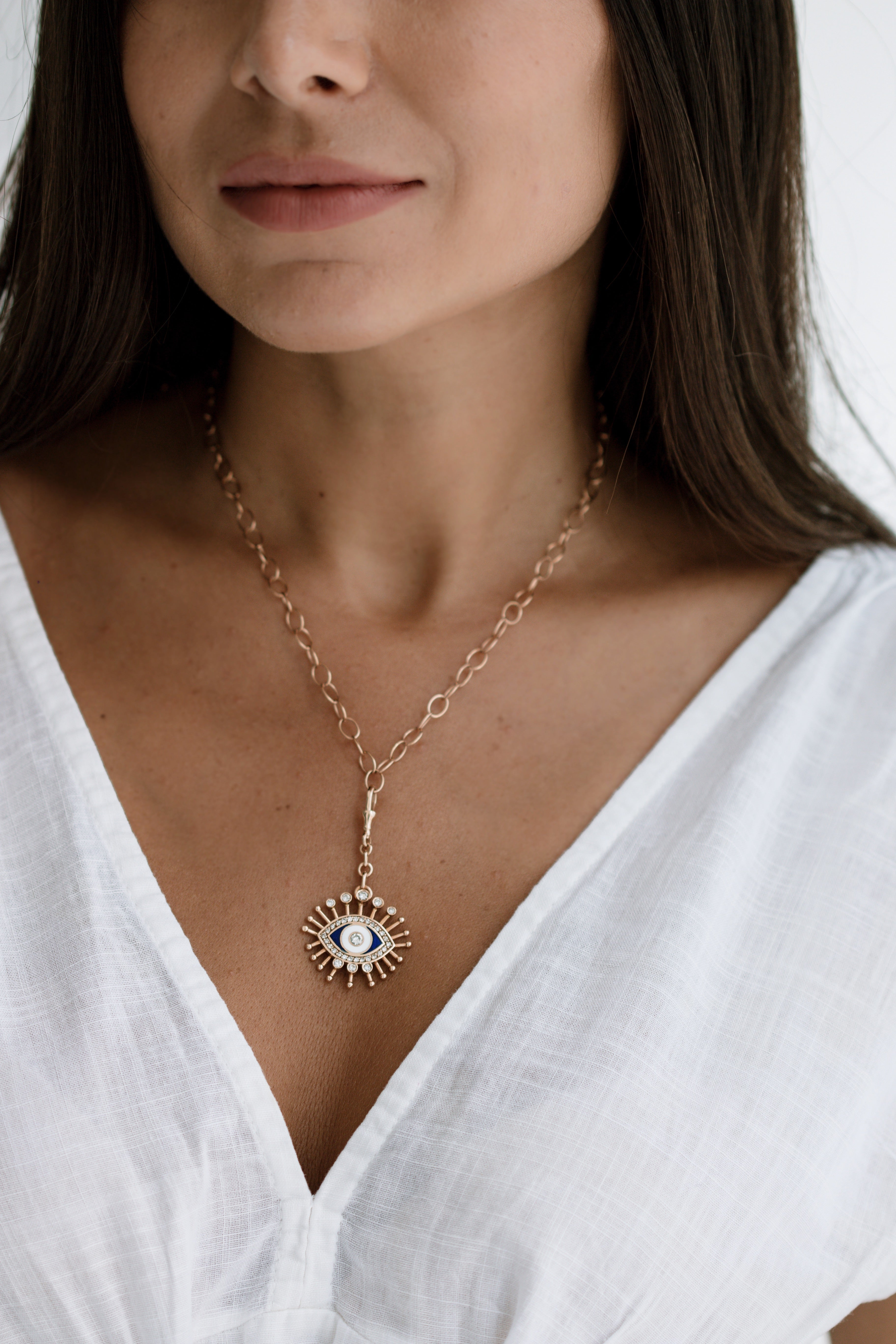 Eye-Catcher Pendant