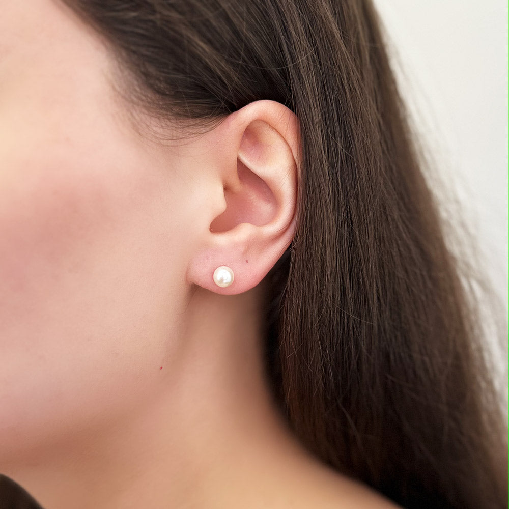 14 Carat Gold Pearl Earring