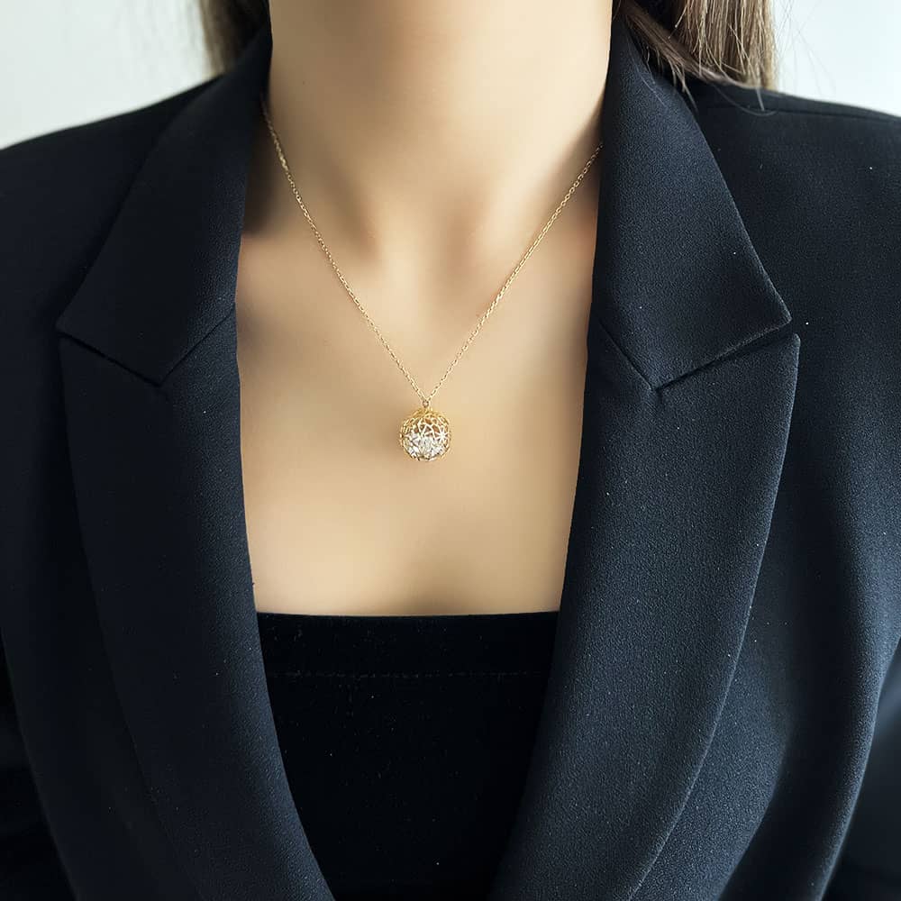 Bigo Collection Cage Necklace