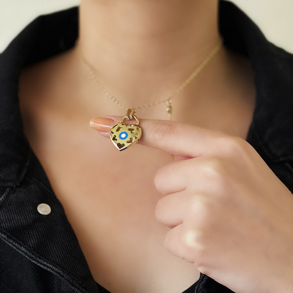 Enameled Key Detailed Lock Heart Necklace