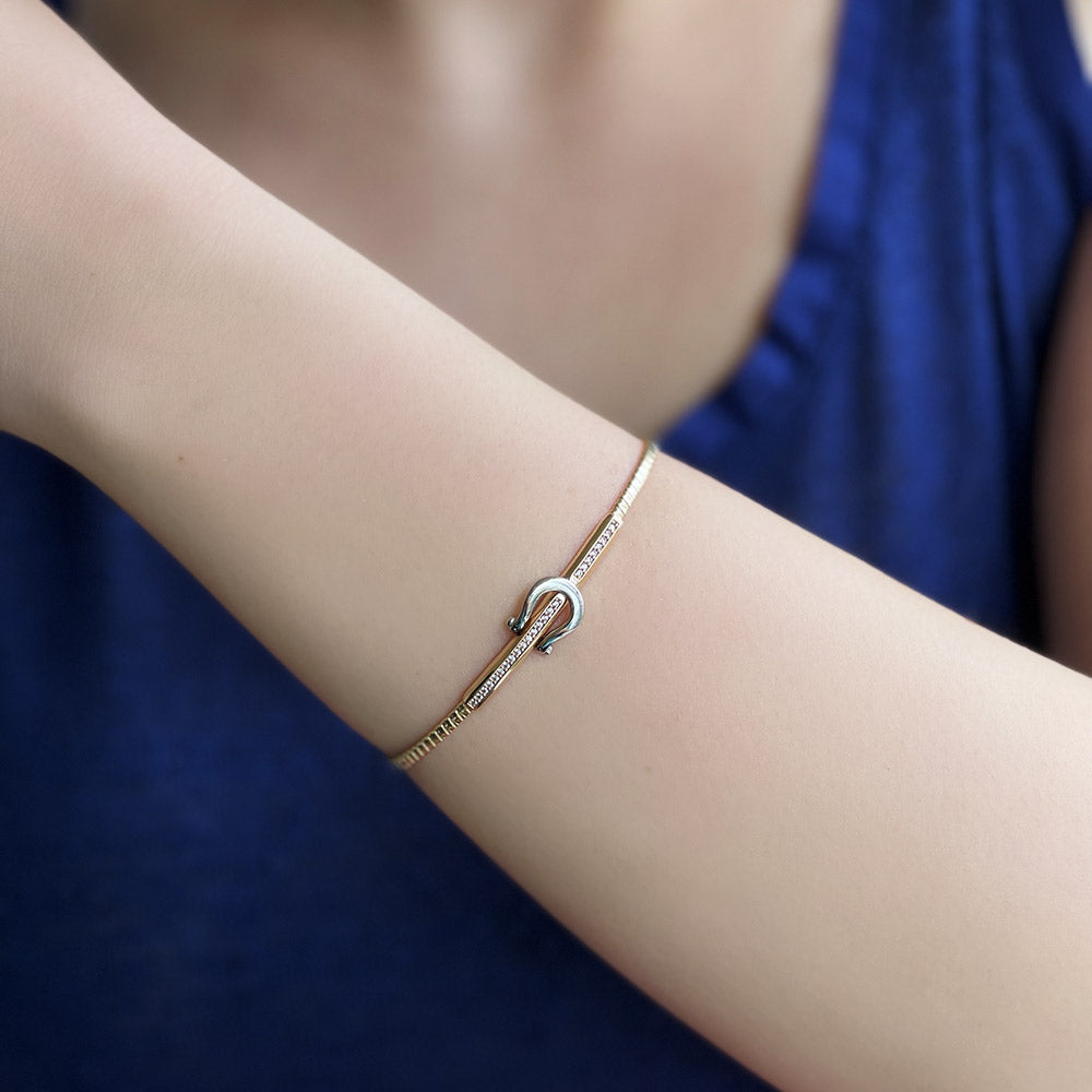Horseshoe Detailed Cuff