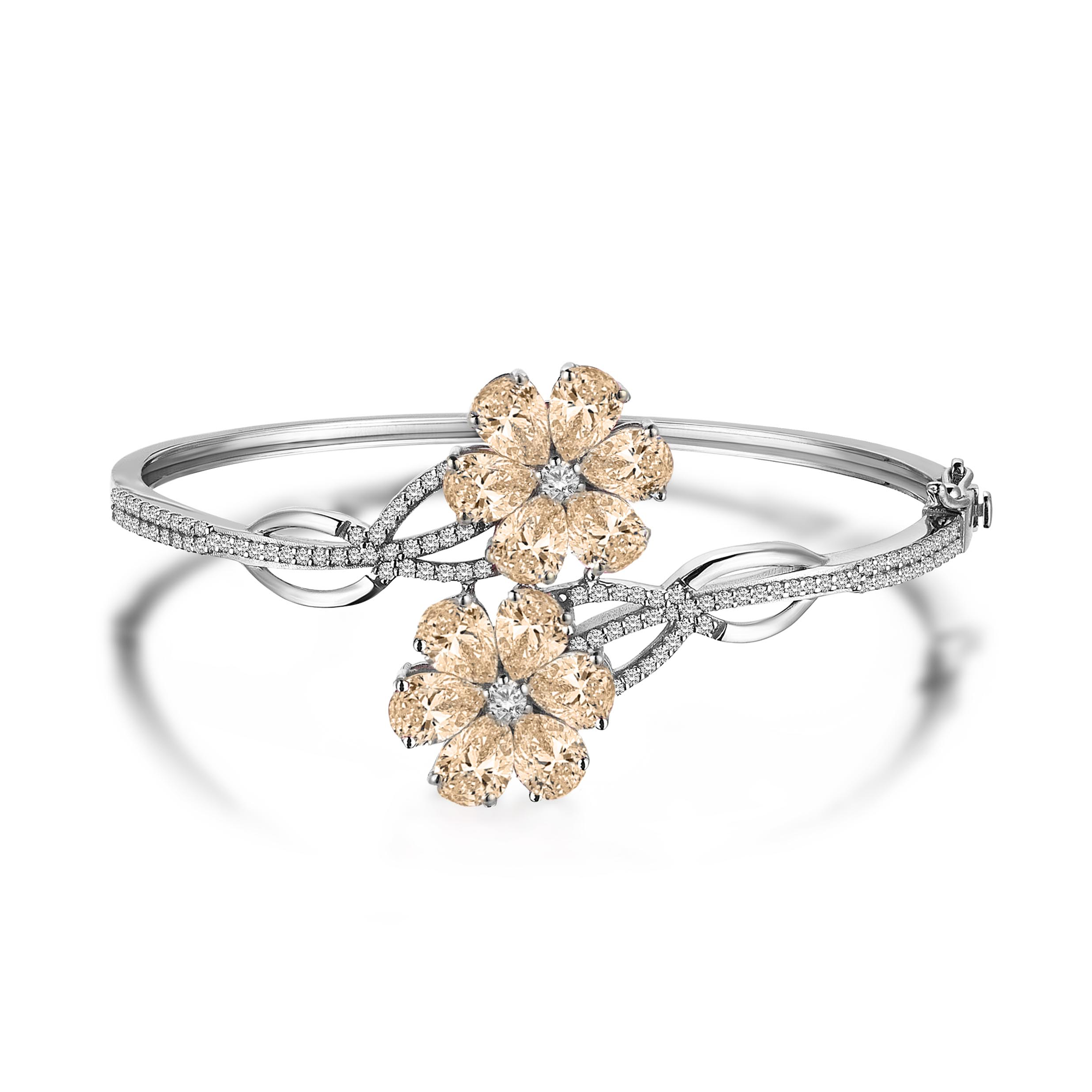 9 Carat Diamond Hybrid Gold Magnolia Bracelet