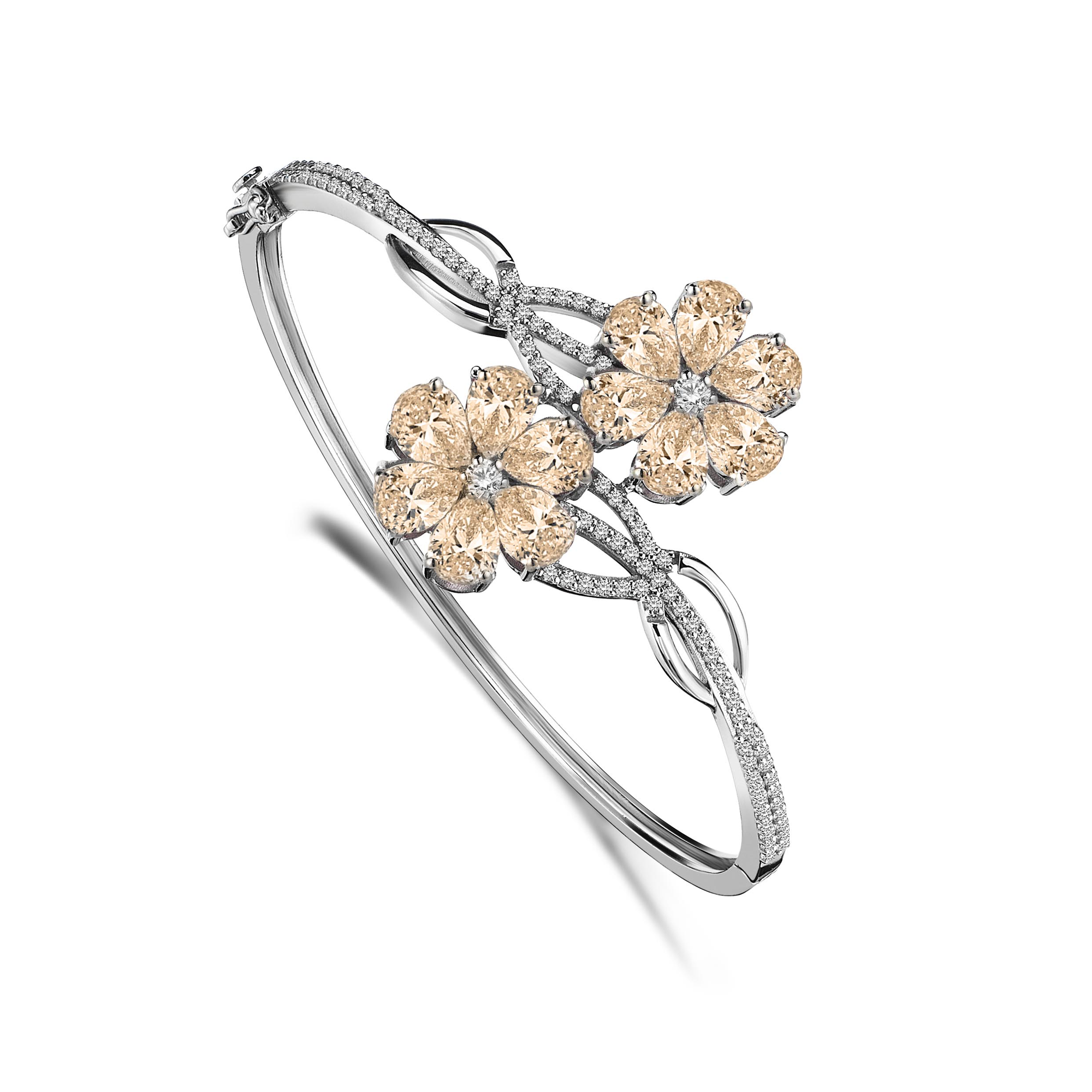 9 Carat Diamond Hybrid Gold Magnolia Bracelet