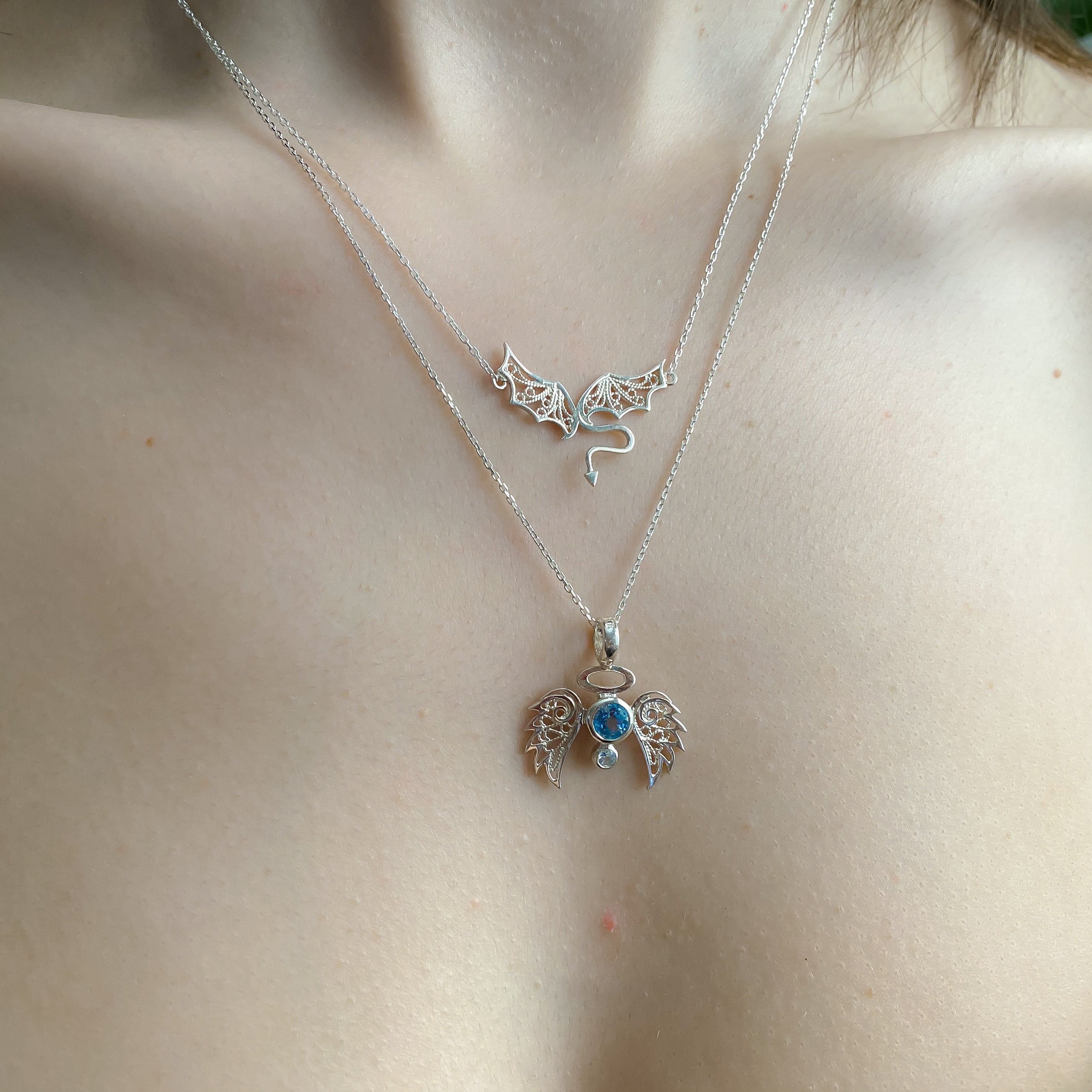 BOLD ANGELO NECKLACE - BLUE TOPAZ STONE