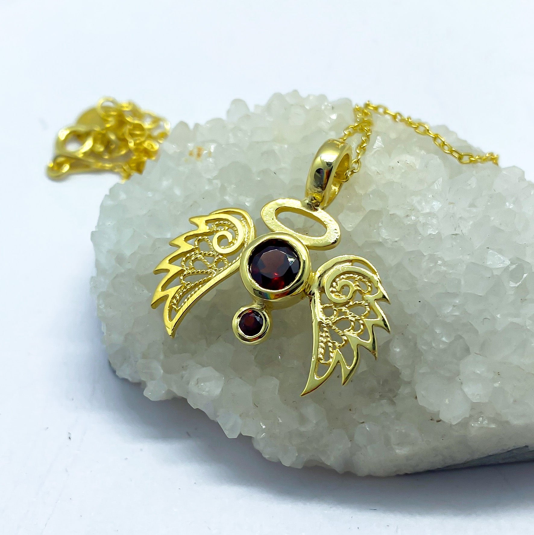 BOLD ANGELO NECKLACE - GARNET STONE