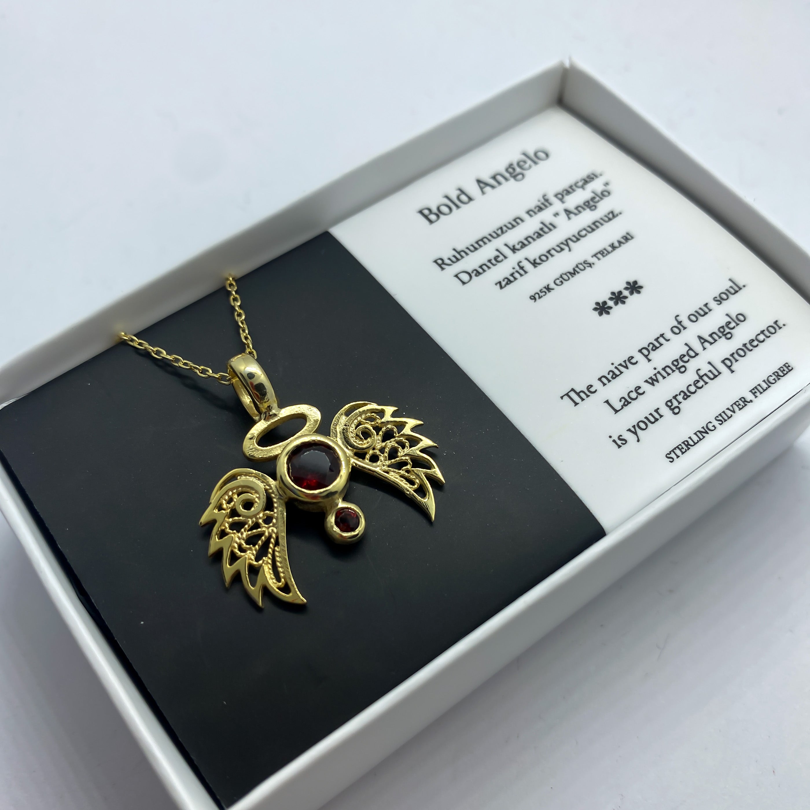 BOLD ANGELO NECKLACE - GARNET STONE